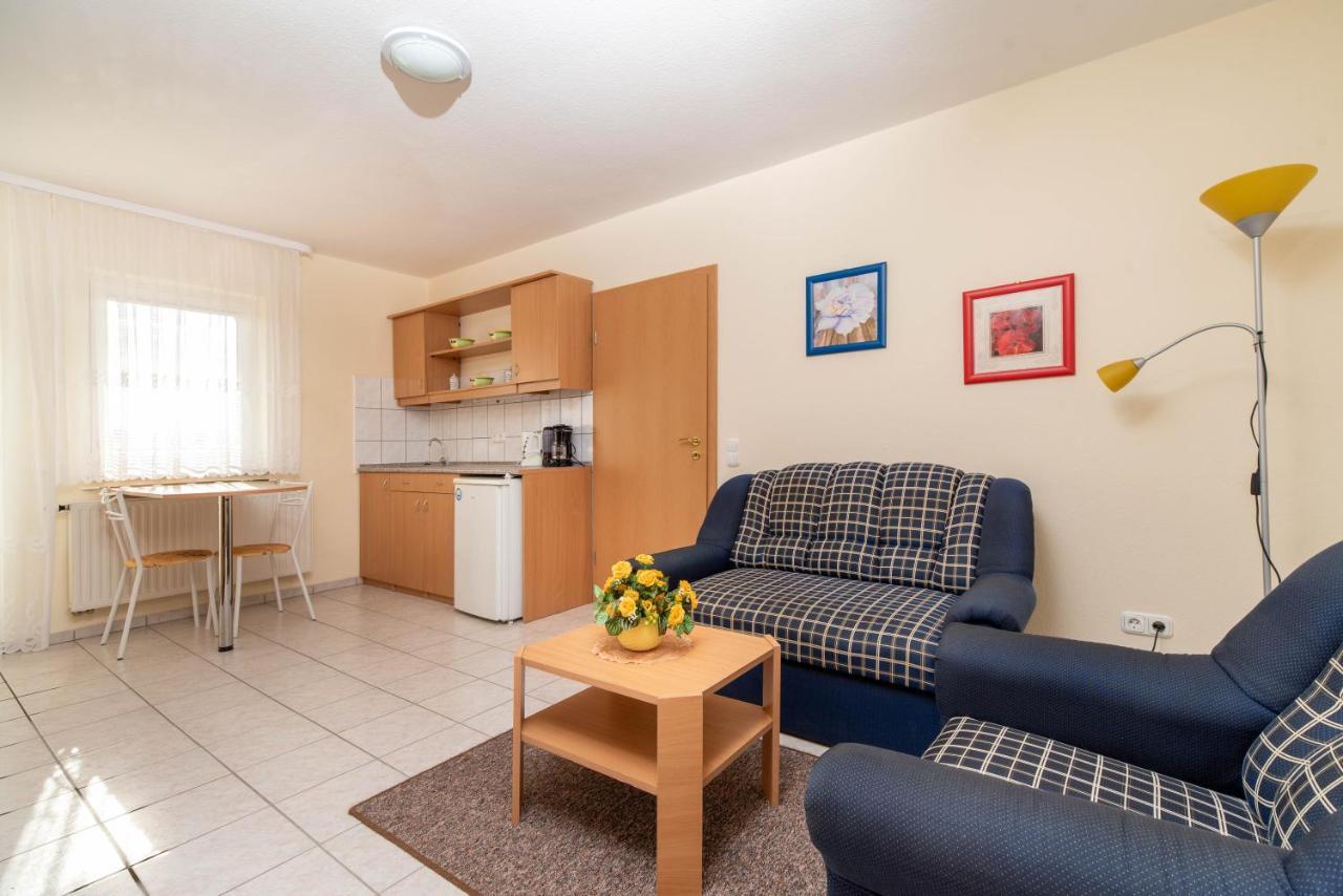 Lena Apartman Heviz Exterior photo